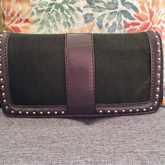 MCM Dark Green Haircalf & Brown Leather Shoulder Bag with Gold Chain - Picture 4 of 9